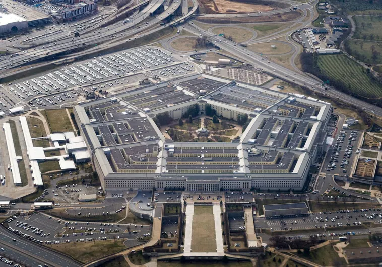 La nueva oficina de vigilancia de ovnis del Pentágono recibe «varios cientos» de llamadas