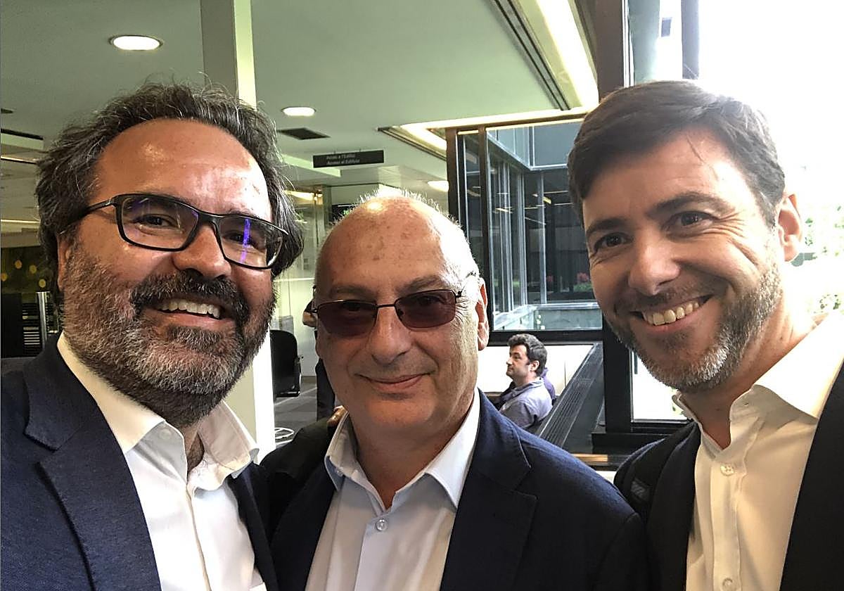 De izquierda a derecha: Lluis Montoliu, Francis Mojica y Raúl Pérez-Jiménez