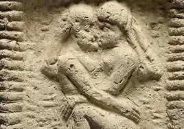 El primer beso romántico de la humanidad, en Mesopotamia hace 4.500 años