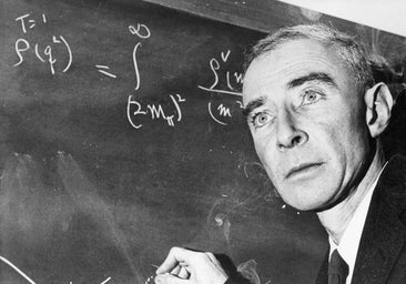 Oppenheimer, el brillante científico que protagonizó el horror nuclear