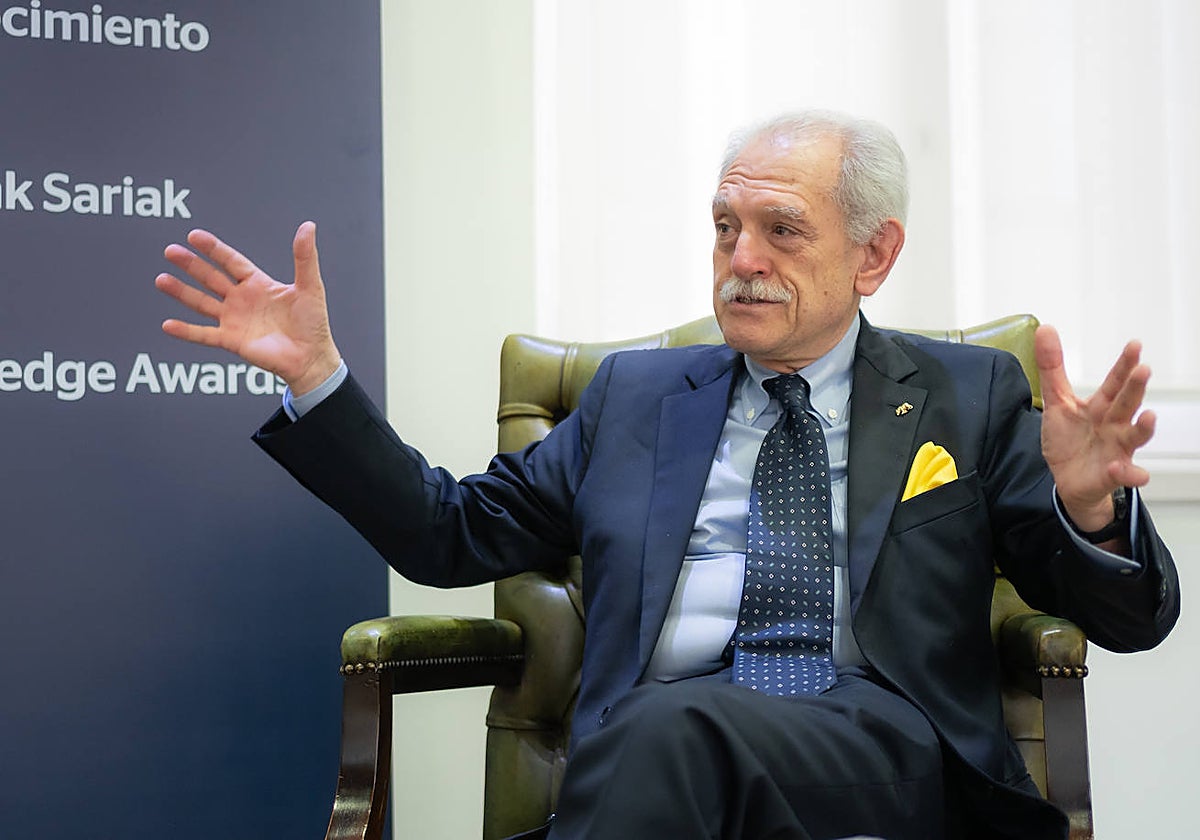 El profesor Alberto Sangiovanni Vicentelli durante la entrevista en la sede de la Fundación BBVA en Bilbao