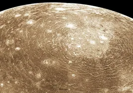 La luna Calisto, de Júpiter, tiene mil veces más oxígeno del que debería, y los científicos no pueden explicarlo