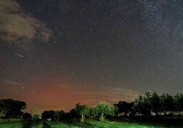 Insólita noche de impresionantes auroras boreales en España y otros puntos de Europa