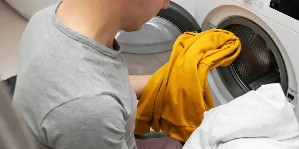Wat zorgt ervoor dat kleding krimpt tijdens het wassen?
