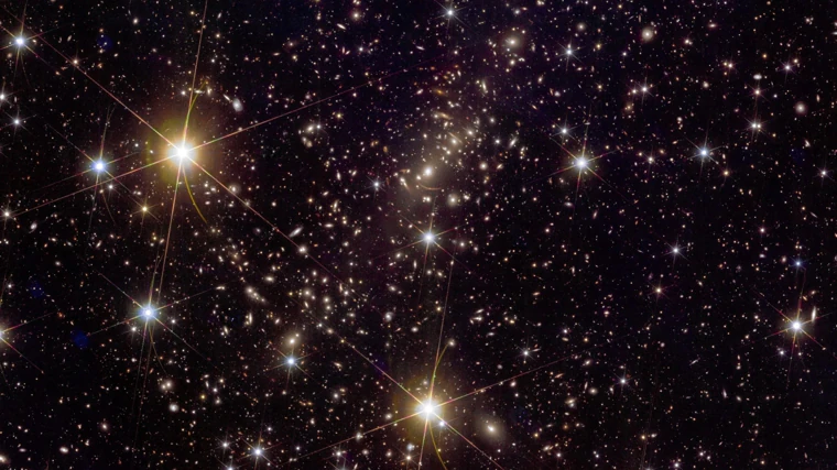 Estrellas huérfanas y planetas errantes: los misterios que desvelan las primeras imágenes de Euclid