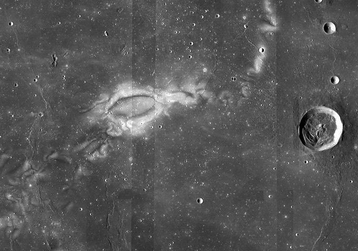 El remolino lunar Reiner Gamma, que será visitado en 2025 por un rover de la NASA