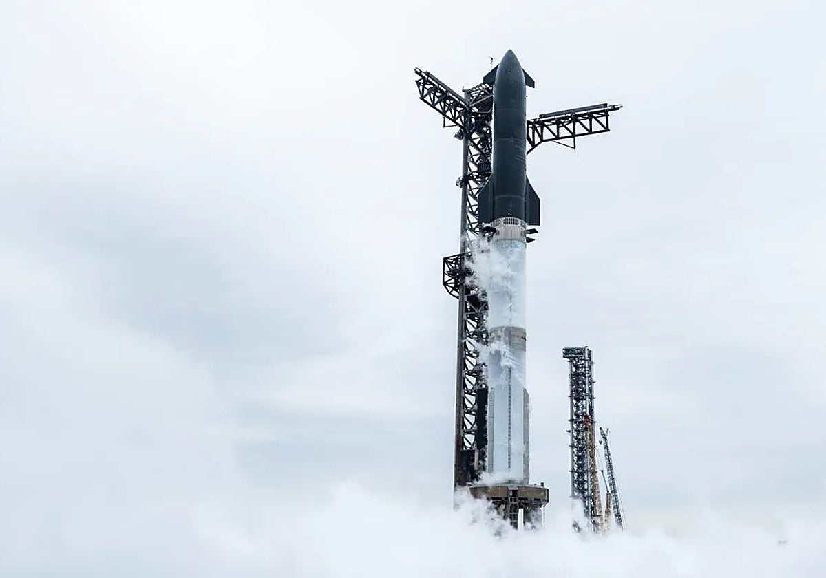 Starship, el megacohete con el que Elon Musk quiere ir a Marte, cancela su octavo vuelo de prueba por un fallo con los motores