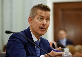 Trump nombra a su secretario de Transporte, Sean Duffy, como jefe provisional de la NASA