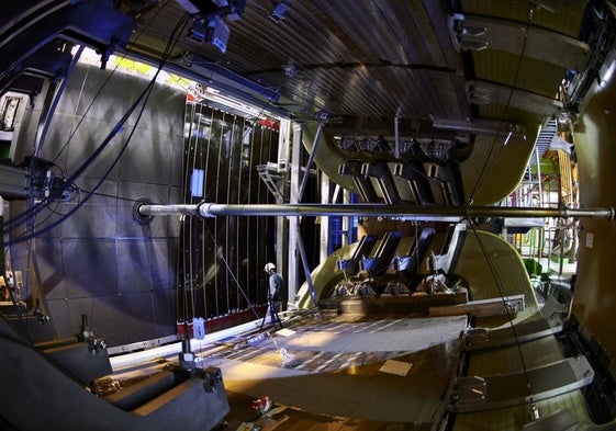 El detector LHCb visto en 2018 durante su inauguración