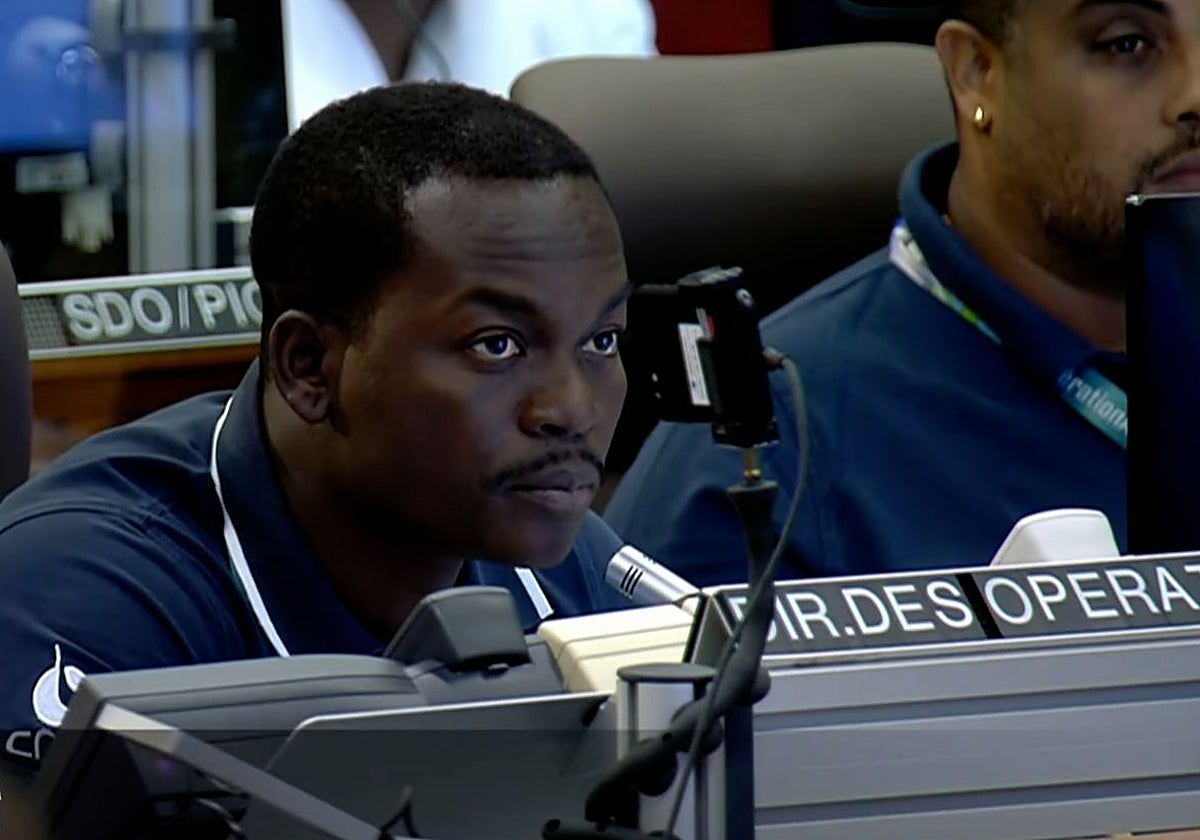 Jean-Frederic Alasa, director de operaciones de lanzamiento, minutos antes del despegue