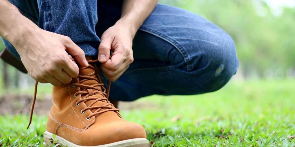 De los pies desnudos a los primeros zapatos con cordones