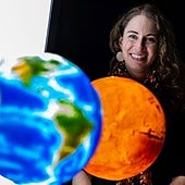 La astrónoma Laura Kreidberg