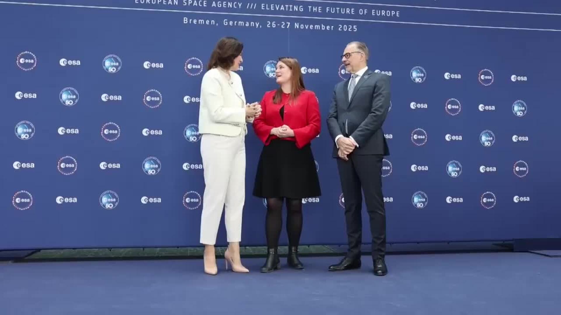 El director de la ESA alerta de amenazas y pide decisiones valientes