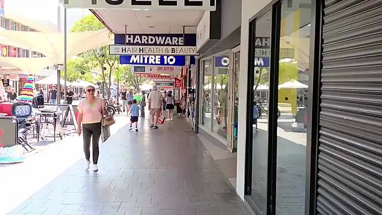 Cientos de miles de adolescentes viven su primer día sin redes sociales en Australia