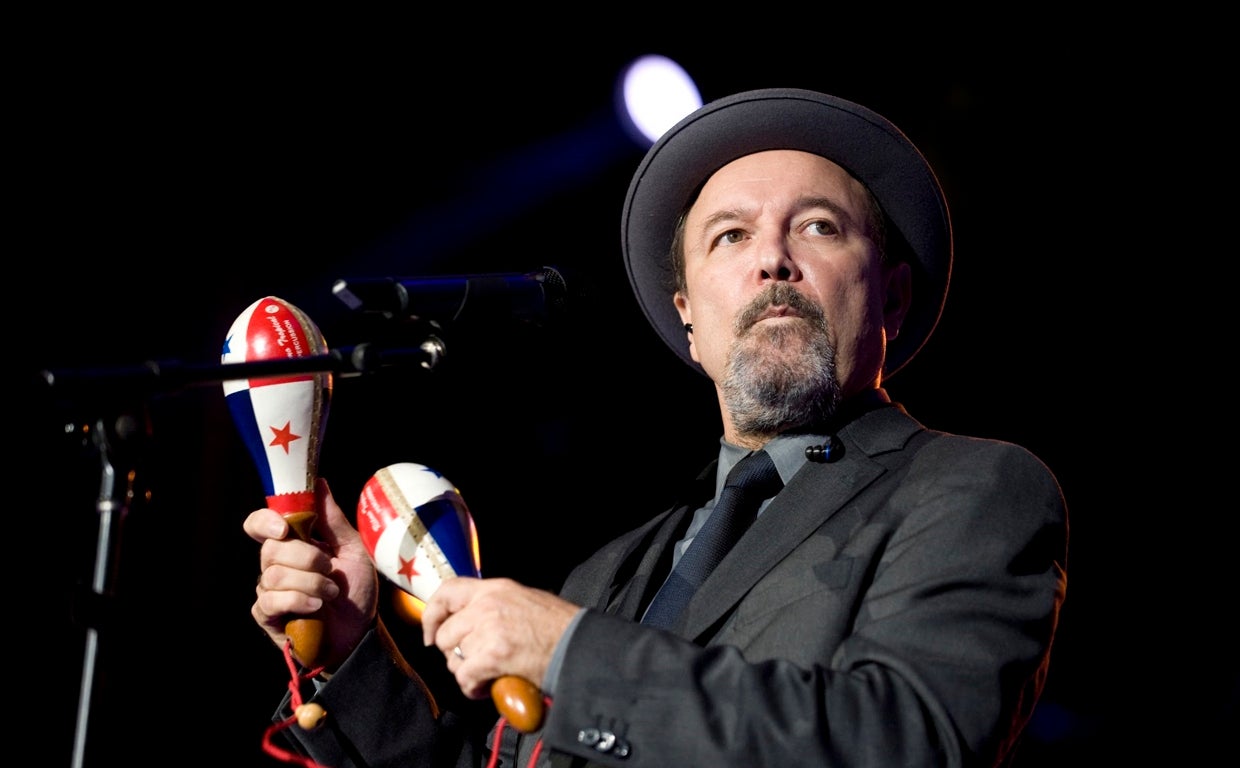 Rubén Blades, durante una actuación