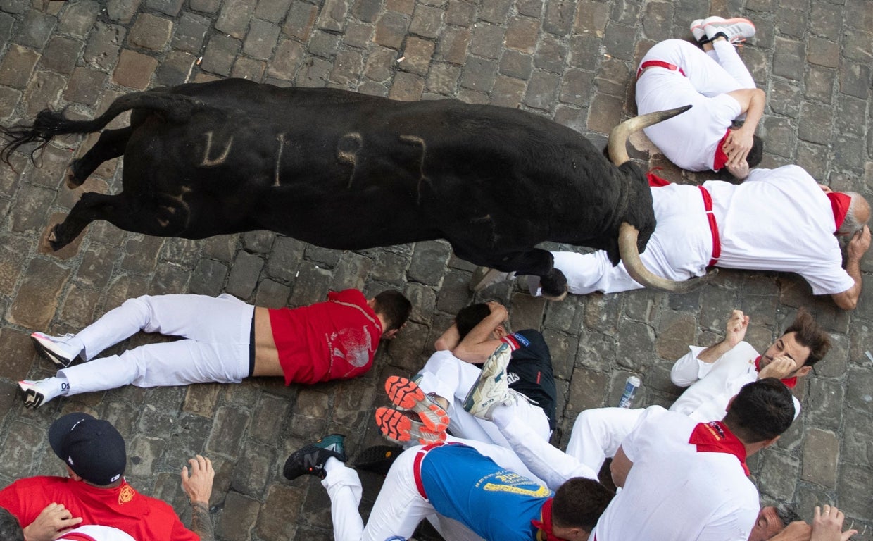 imagen del encierro de San Fermín en Pamplona