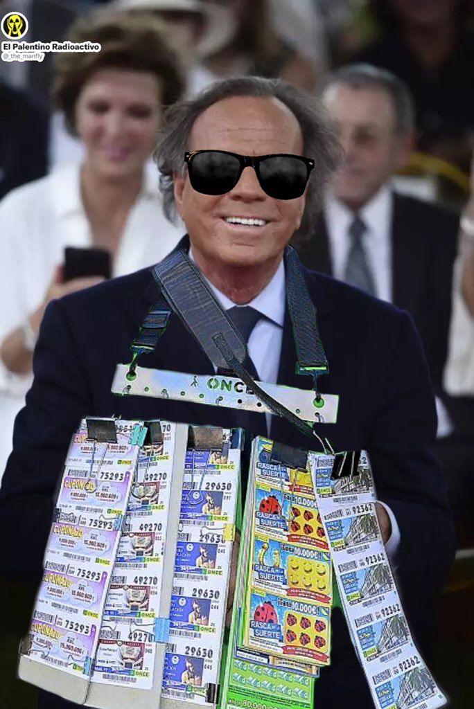 Julio Iglesias, rey del verano (y de los memes)