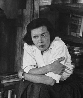 Imagen secundaria 2 - De arriba abajo, Patricia Highsmith fotografiada en distintos momentos de su vida