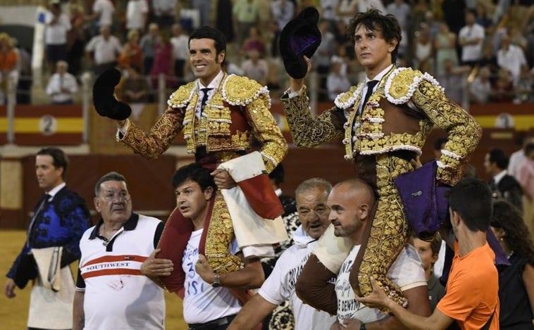 Emilio de Justo y Roca Rey, volcánico duelo en la cumbre del toreo