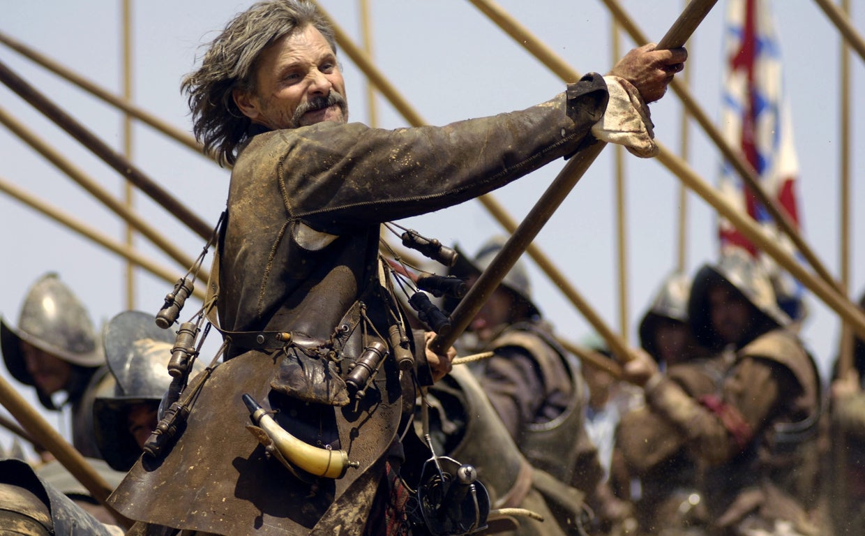 El actor Viggo Mortensen durante una escena del rodaje de 'Alatriste'