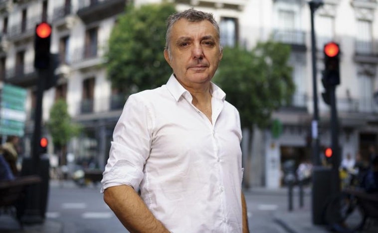 Manuel Vilas: «Este es el libro del que no quiere que lo obliguen a nada»