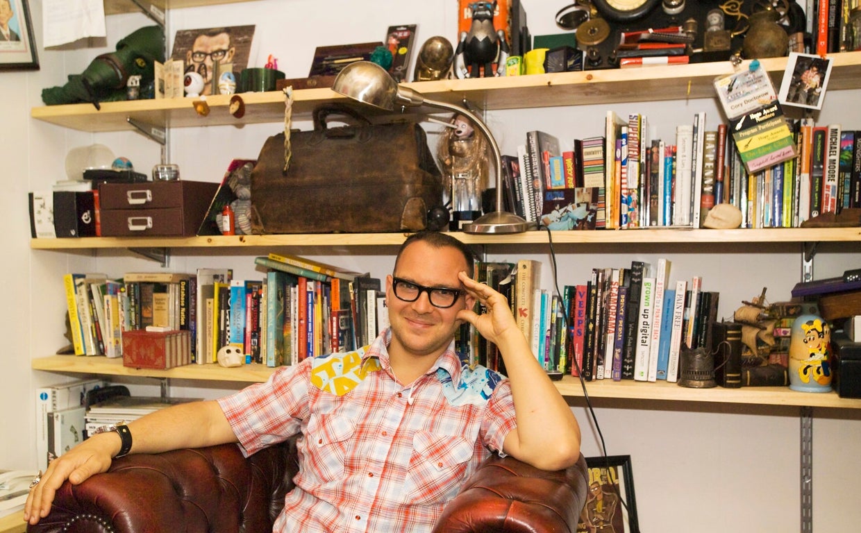 Doctorow, fotografiado en su estudio