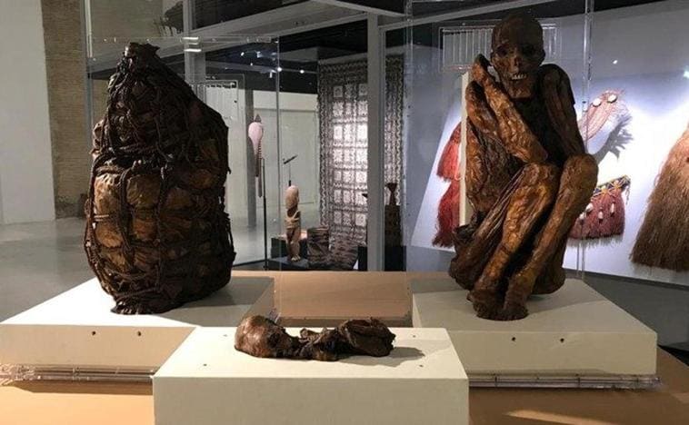 El Vaticano devuelve tres momias prehispánicas a Perú