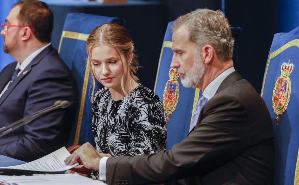 La Princesa Leonor insta a los jóvenes a «aprender de los que saben» en unos tiempos que «no son fáciles»