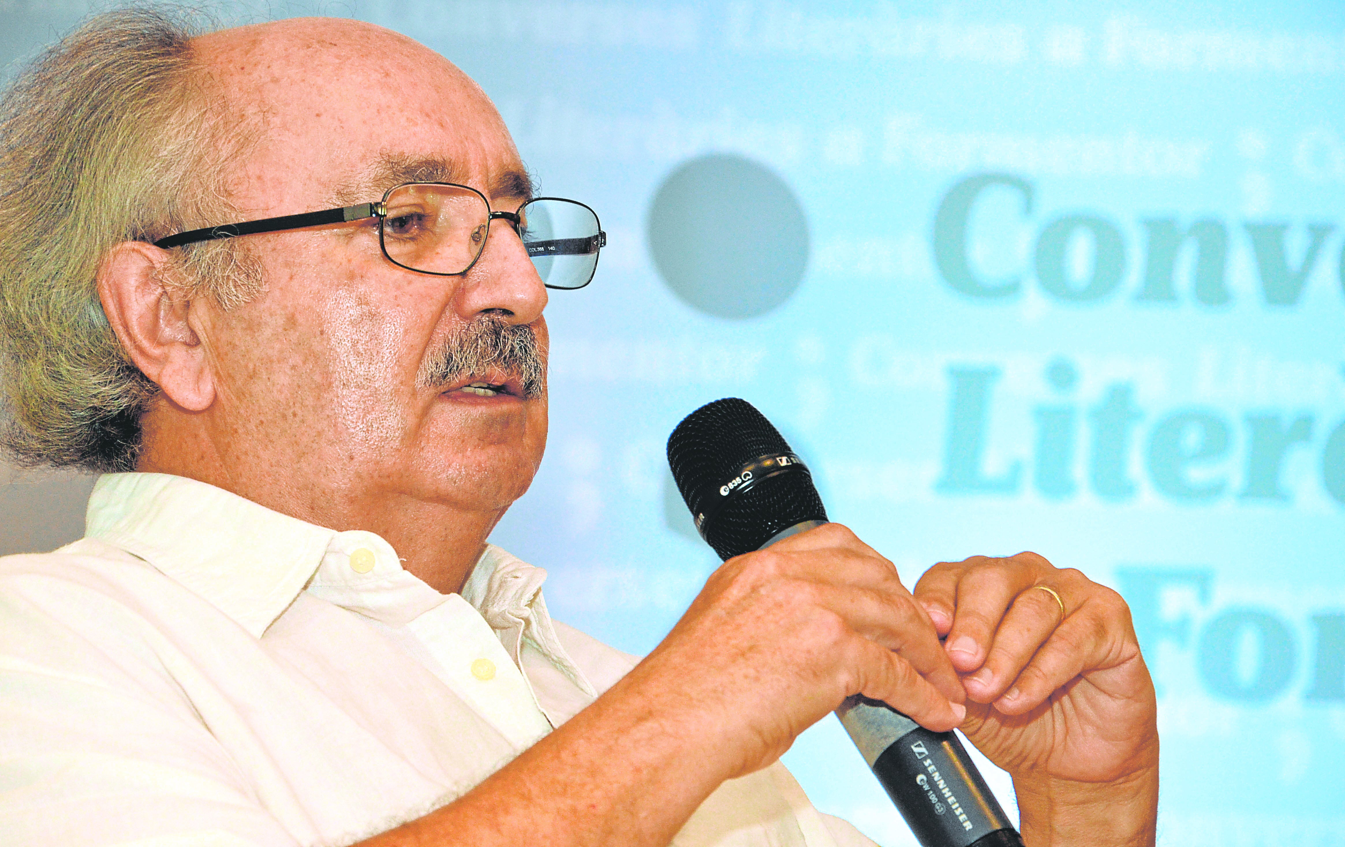 Antonio Colinas, restituir lo perdido