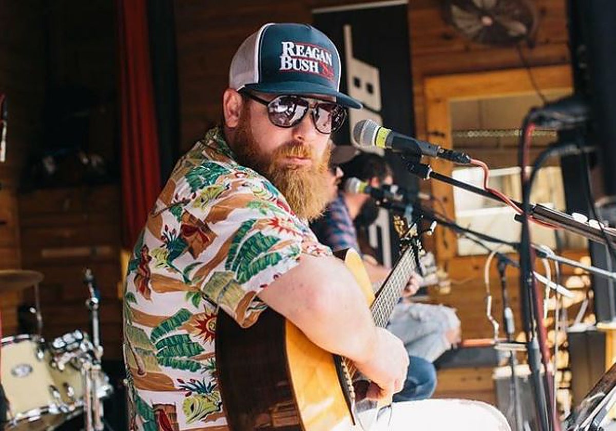 Muere el cantante de country Jake Flint, de 37 años, en su noche de bodas