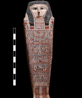 Imagen secundaria 2 - Los restos del edificio funerario encontrado, junto a dos de los sarcófagos