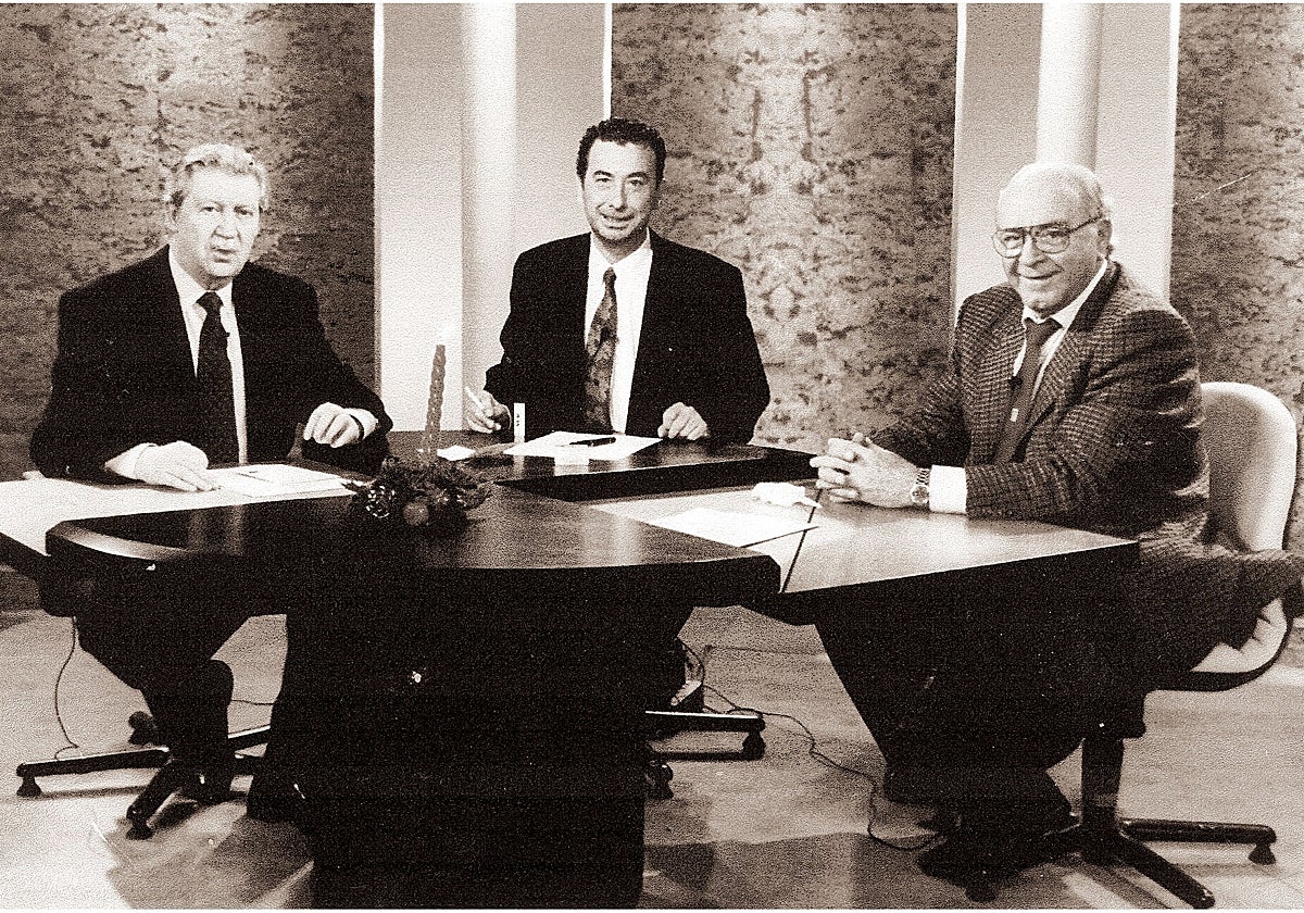 Manuel Alcántara, José Luis Garci y Alfredo Di Stéfano en el plató de 'Estudio Estadio'