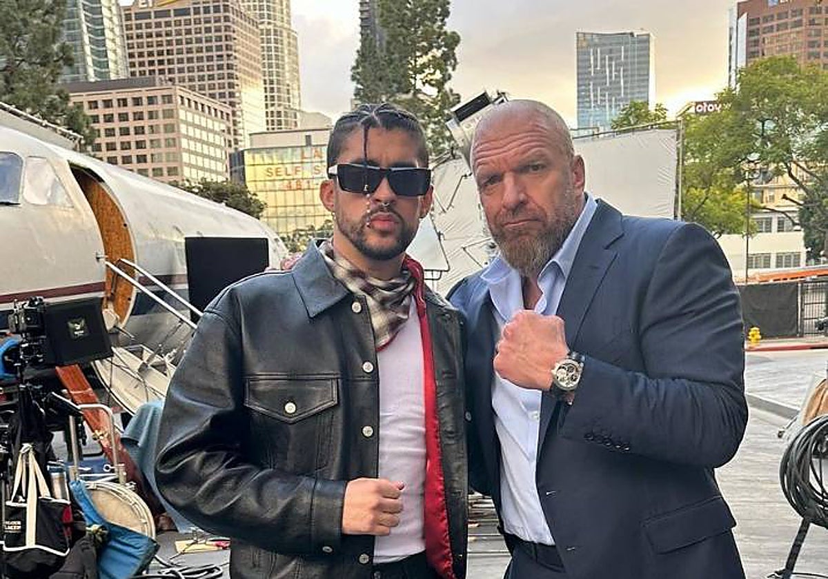 Bad Bunny y Paul 'Triple H' Levesque