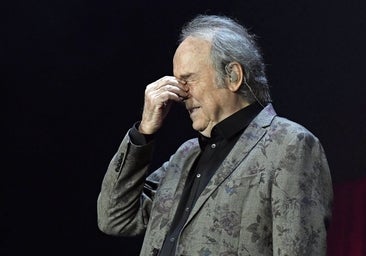 Serrat se despide con un concierto histórico y un nudo en la garganta