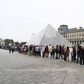 El Louvre restringe la entrada a 30.000 visitantes diarios para frenar la masificación