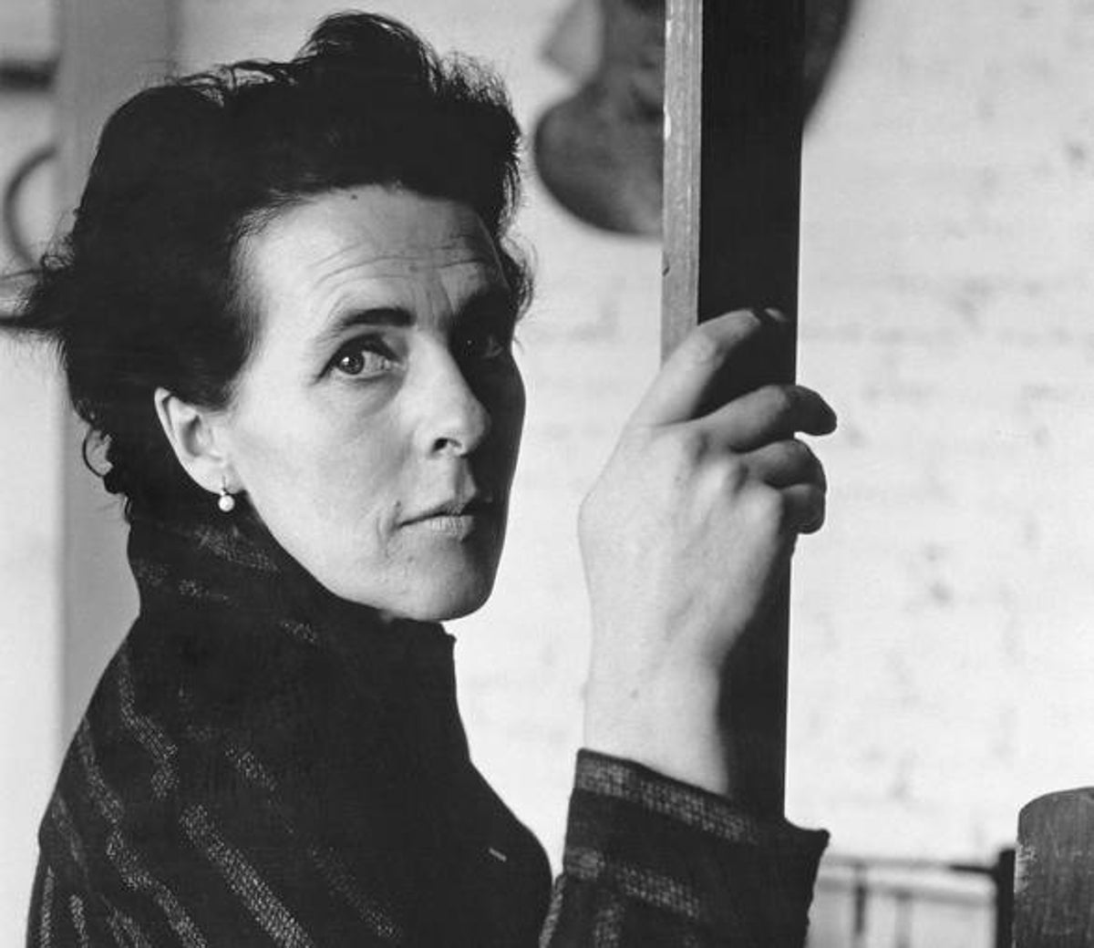 Leonora Carrington, fotografiada por Inge Morath en 1960. Detalle