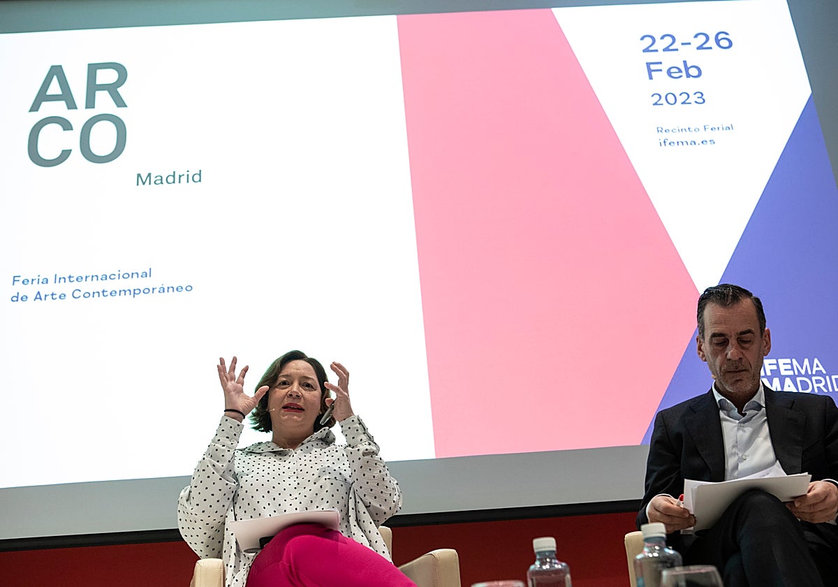Maribel López, directora de ARCO, y Juan Arrizabalaga, director de Ifema, en la presentación de ARCO'23