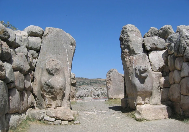 La tumba de un pariente del rey Midas revela por qué cayó el poderoso imperio hitita