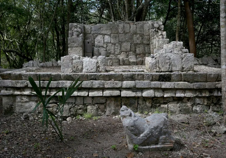 Hallan la tumba de un personaje de la élite maya de Chichen Itzá