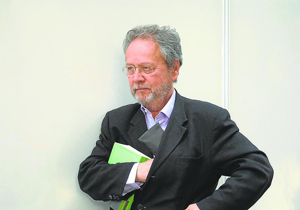 Andrés Sánchez Robayna