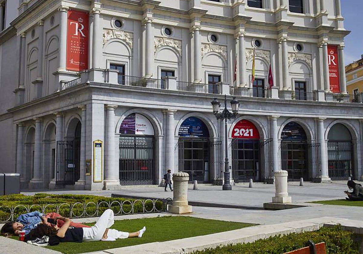 Fachada del Teatro Real