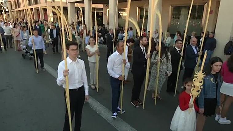 Elche vive una jornada de pasión en su tradicional Domingo de Ramos