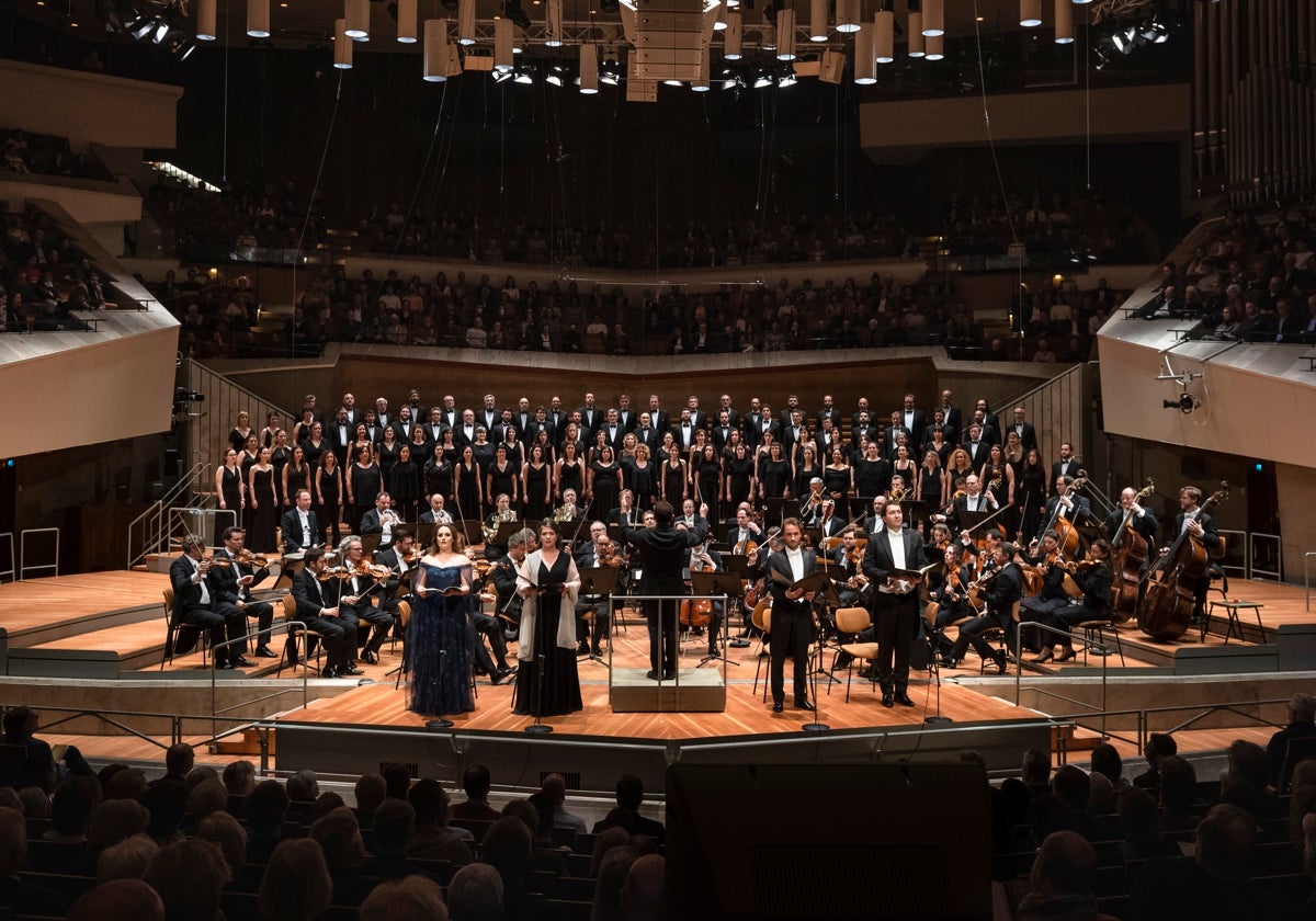 El Orfeó Català y la Filarmónica de Berlín, dirigidos por Petrenko