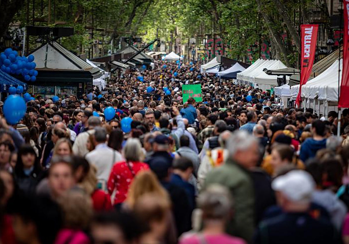 Feria del libro de Madrid, de bote en bote