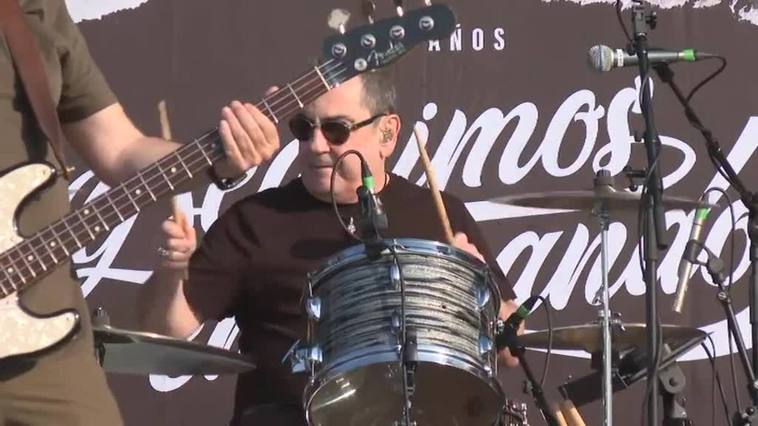 'Hombres G' inicia la gira española por su 40 aniversario en La Marina de Valencia