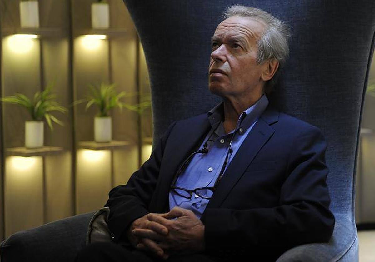 Martin Amis