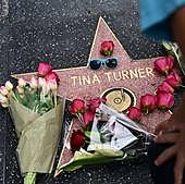 Conmoción en EE.UU.: «Qué dinamo, qué historia, qué heroína»