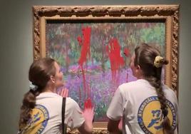 Dos activistas manchan con pintura roja un cuadro de Monet en Estocolmo en protesta por la pérdida de humedales