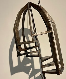 Imagen secundaria 2 - Sobre estas líneas, dibujo de Muñoz durante su estancia en Nueva York. A la derecha, 'El astrolabio para el norte de la tormenta'. Arriba, 'Wasteland', de la colección la Caixa