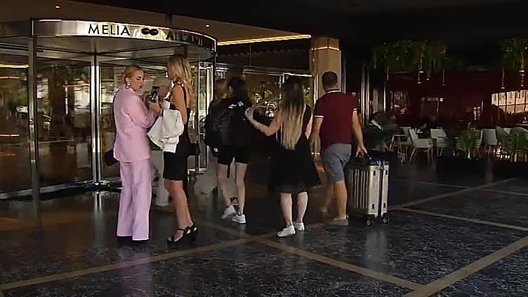 Alicante se prepara para la fiesta de las Hogueras